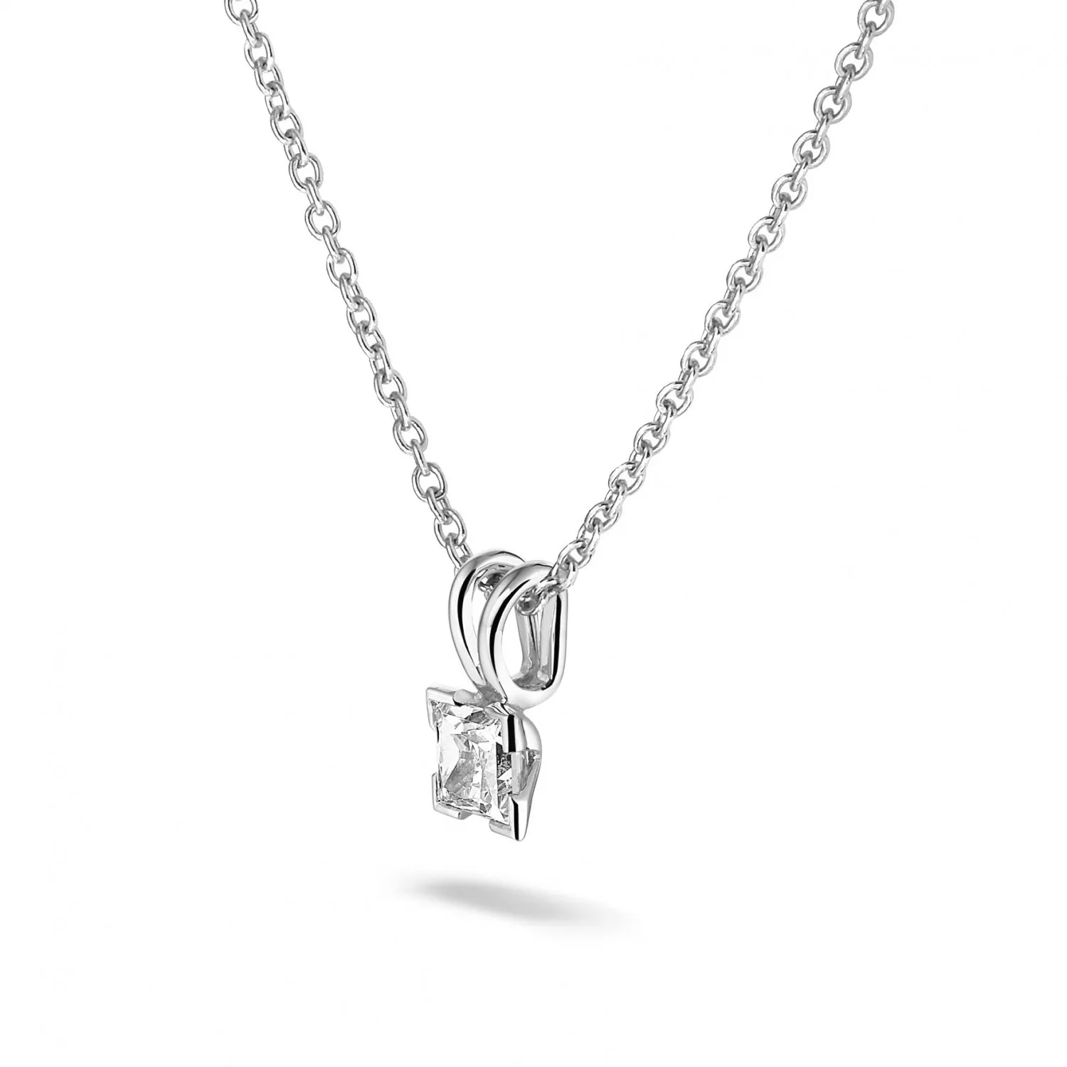 0.50 quilates colgante solitario en platino con diamante talla princesa 