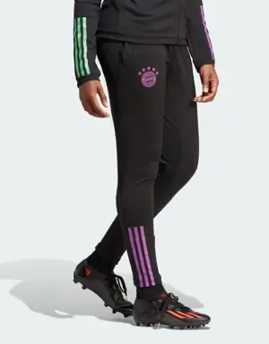 Adidas Pantalón entrenamiento FC Bayern Tiro 23