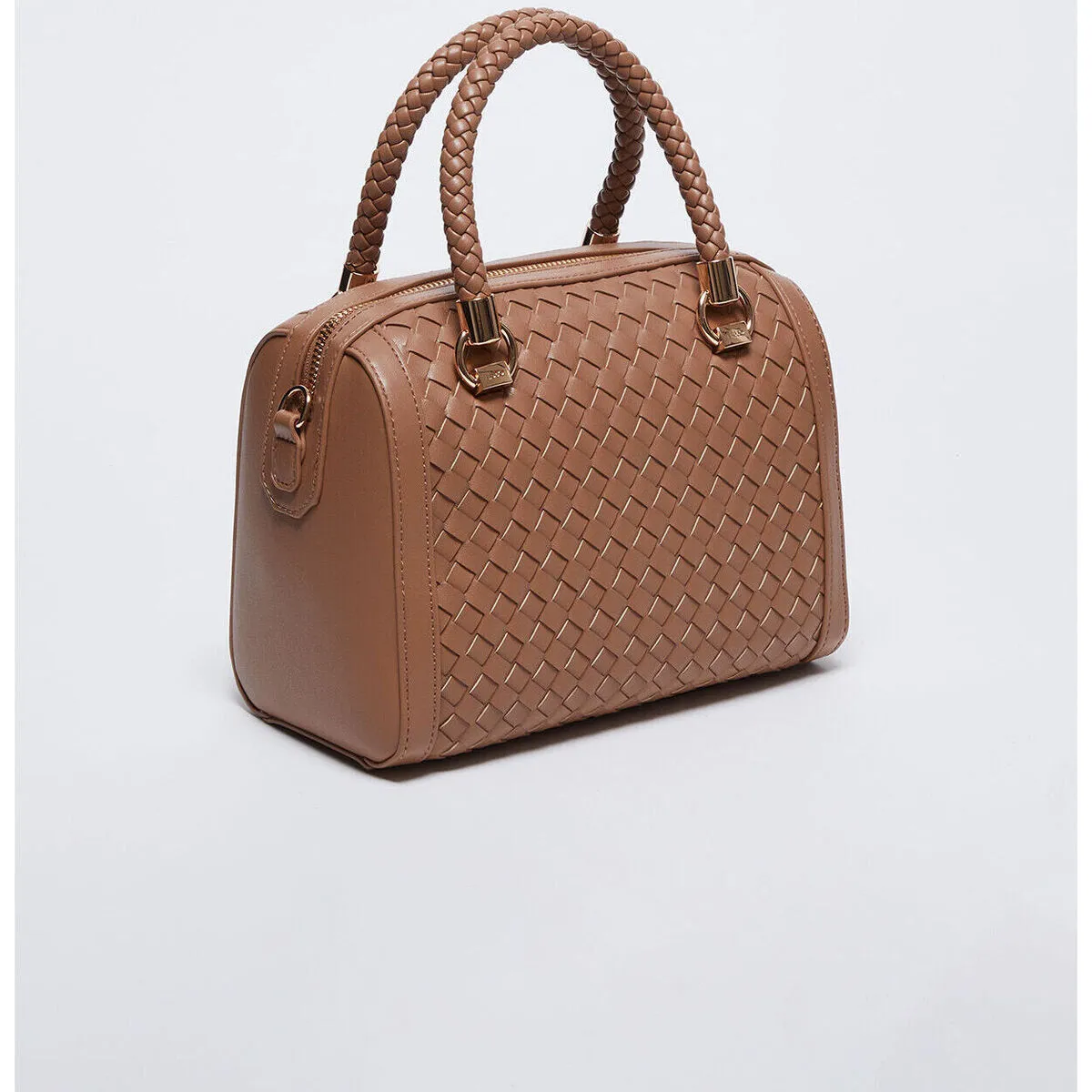Bolso de mano trenzado