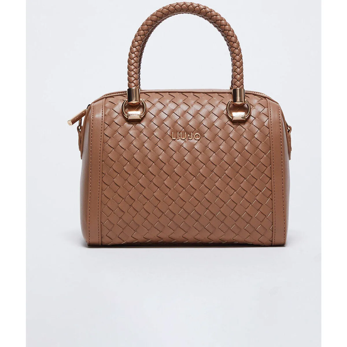 Bolso de mano trenzado