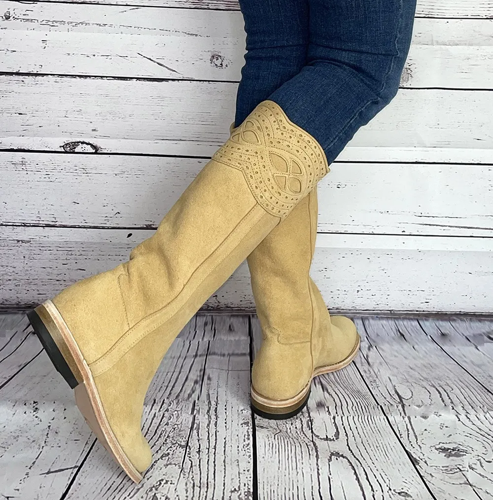 Bota campera piel elegante
