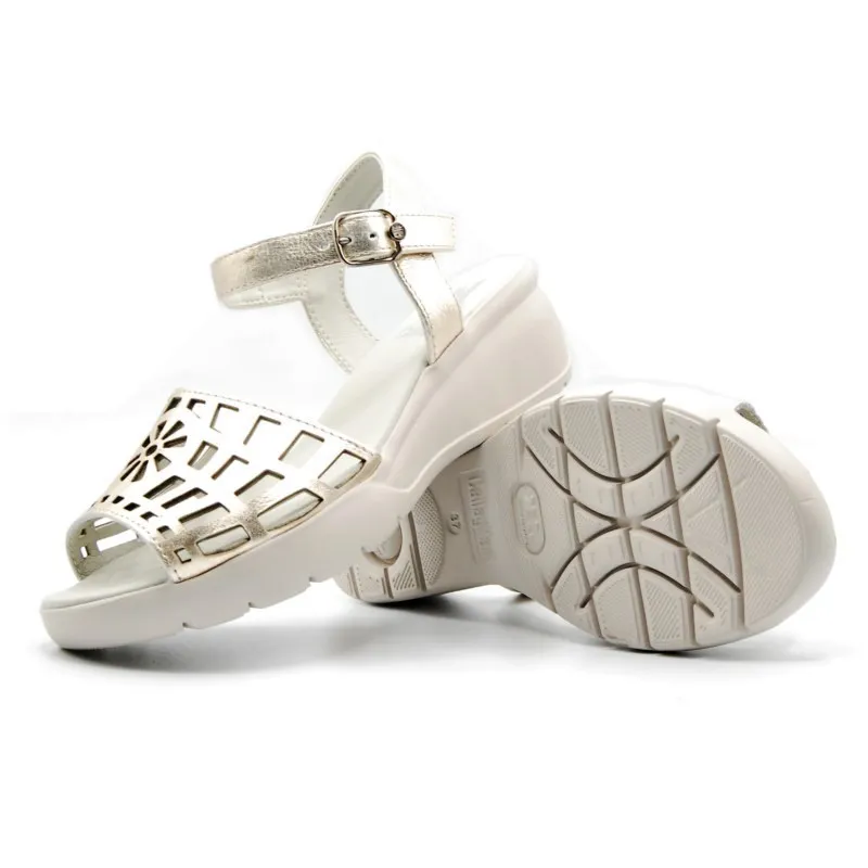 CALLAGHAN 26605 Dorado Sandalia cuña calada mujer