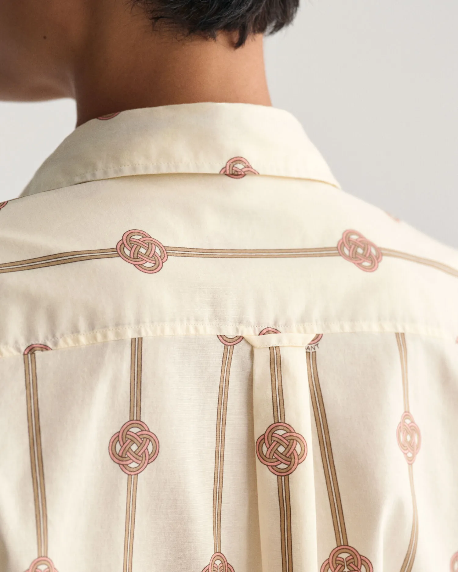 Camisa Regular Fit de gasa de algodón a rayas Monogram