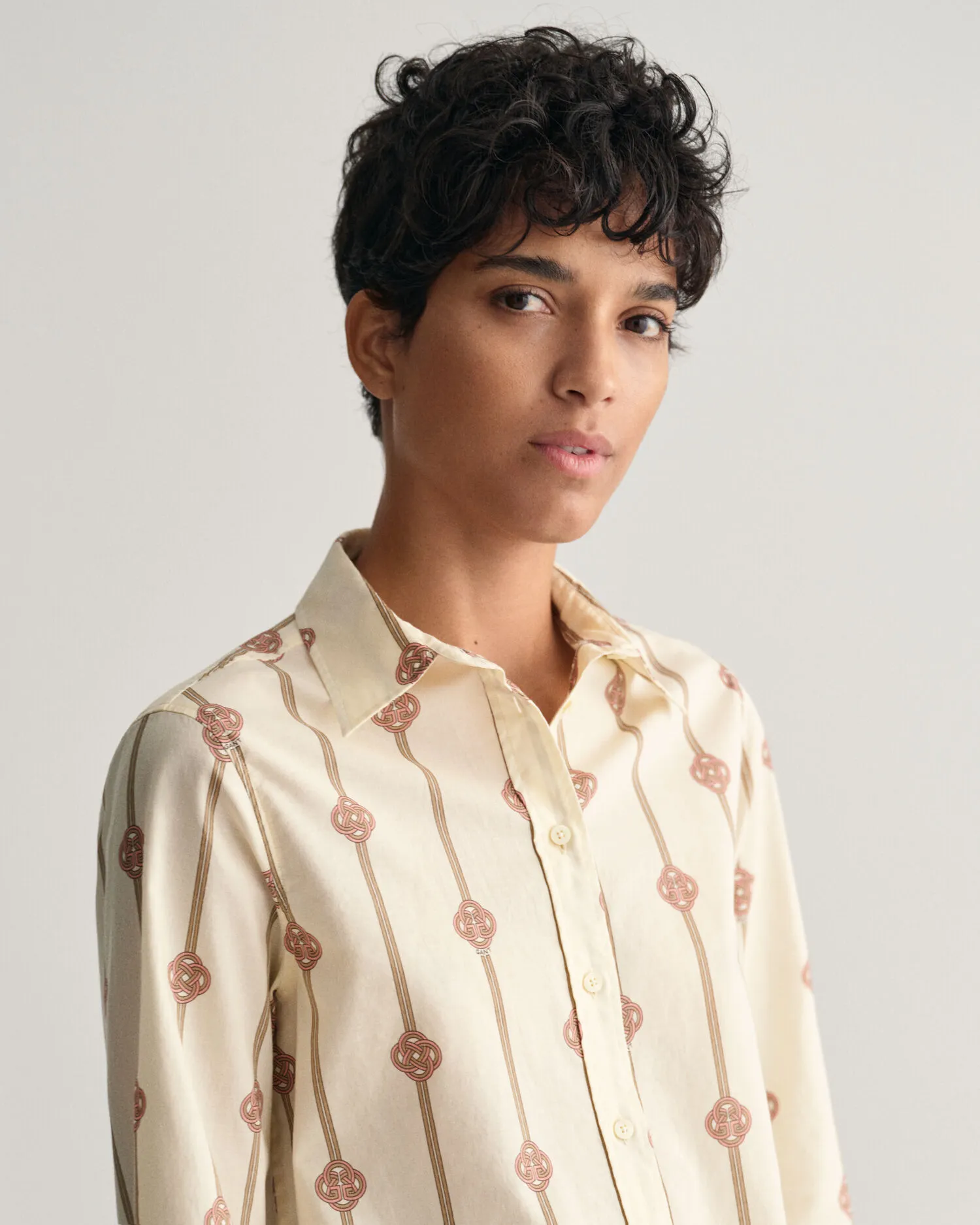 Camisa Regular Fit de gasa de algodón a rayas Monogram