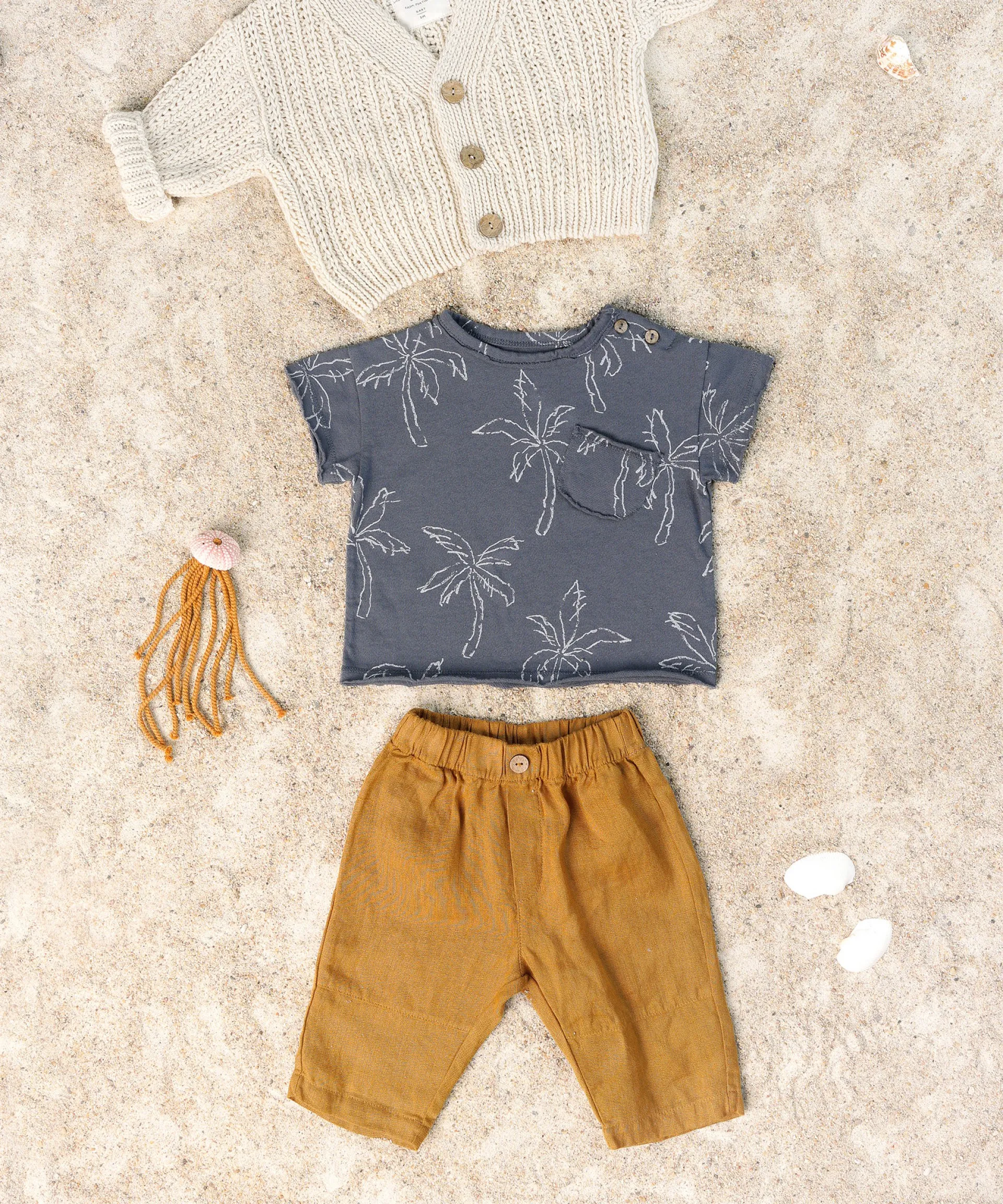 Camiseta con estampado de palmeras | Textile Art