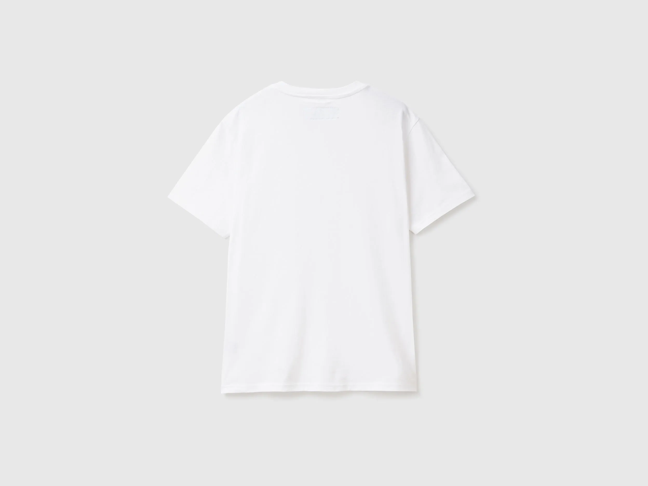 Camiseta de 100 % algodón con bolsillo