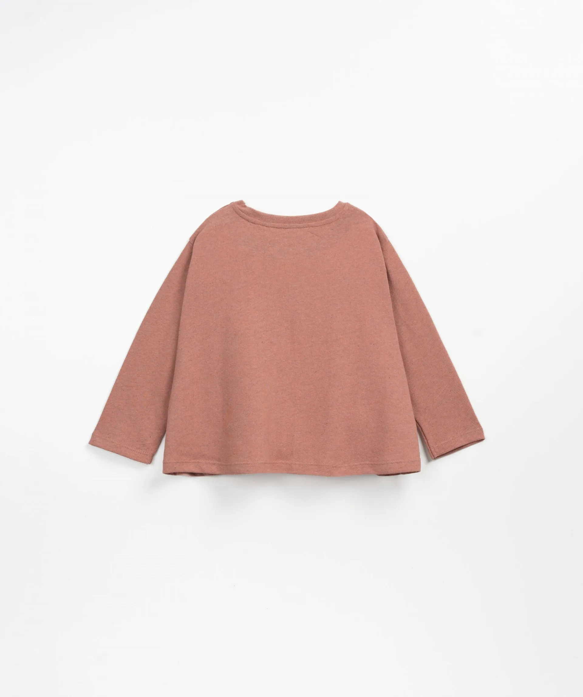 Camiseta de punto con fibras recicladas | Textile Art