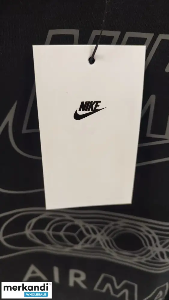 CAMISETA NIKE AIR MAX SOLO NEGRA