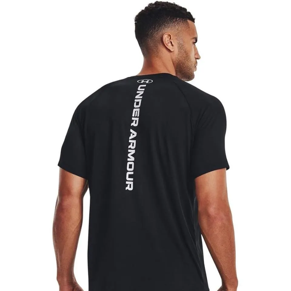 CAMISETA UNDER ARMOUR NEGRA REFLECTIVE