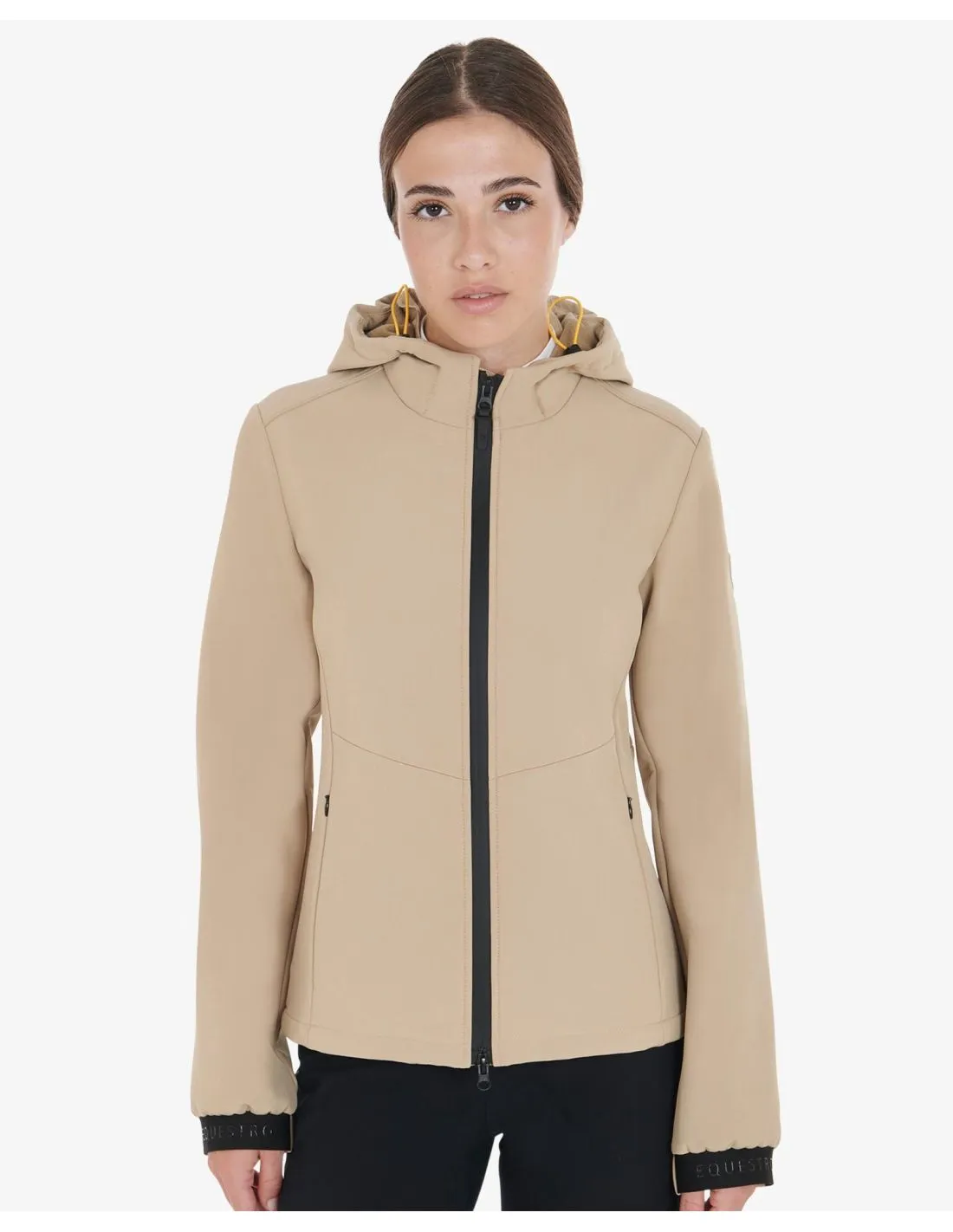 Chaqueta softshell de mujer slim fit con bolsillos ocultos EQUESTRO