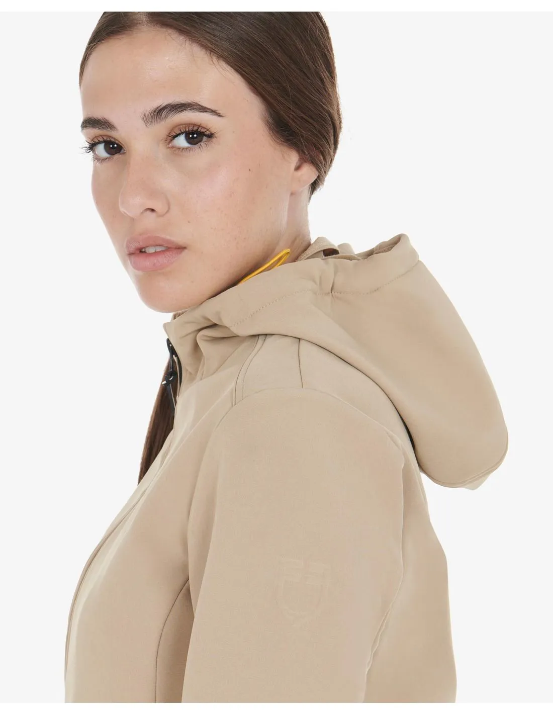 Chaqueta softshell de mujer slim fit con bolsillos ocultos EQUESTRO