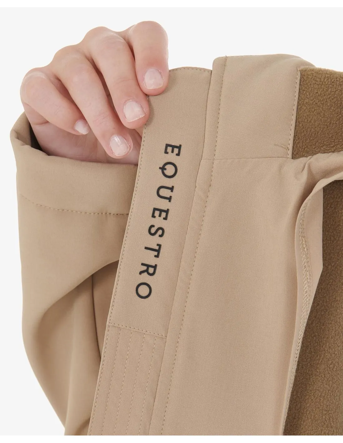 Chaqueta softshell de mujer slim fit con bolsillos ocultos EQUESTRO