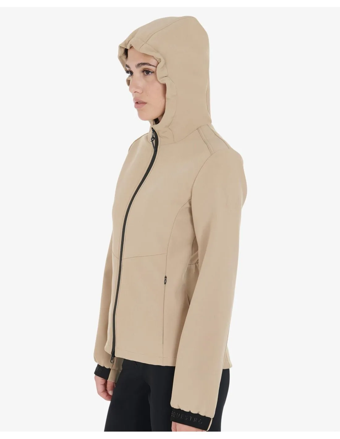 Chaqueta softshell de mujer slim fit con bolsillos ocultos EQUESTRO