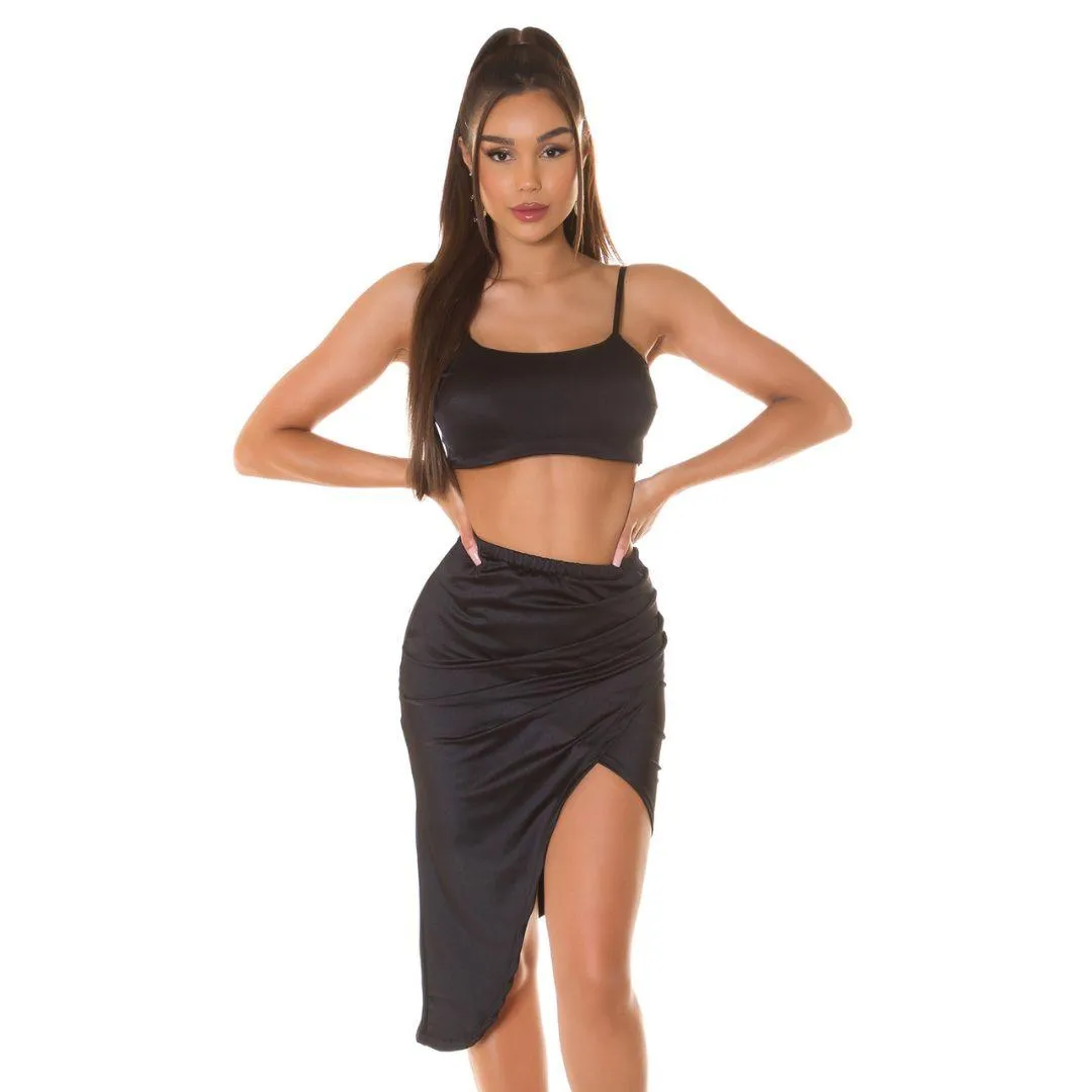 Conjunto de moda negro de falda y top 