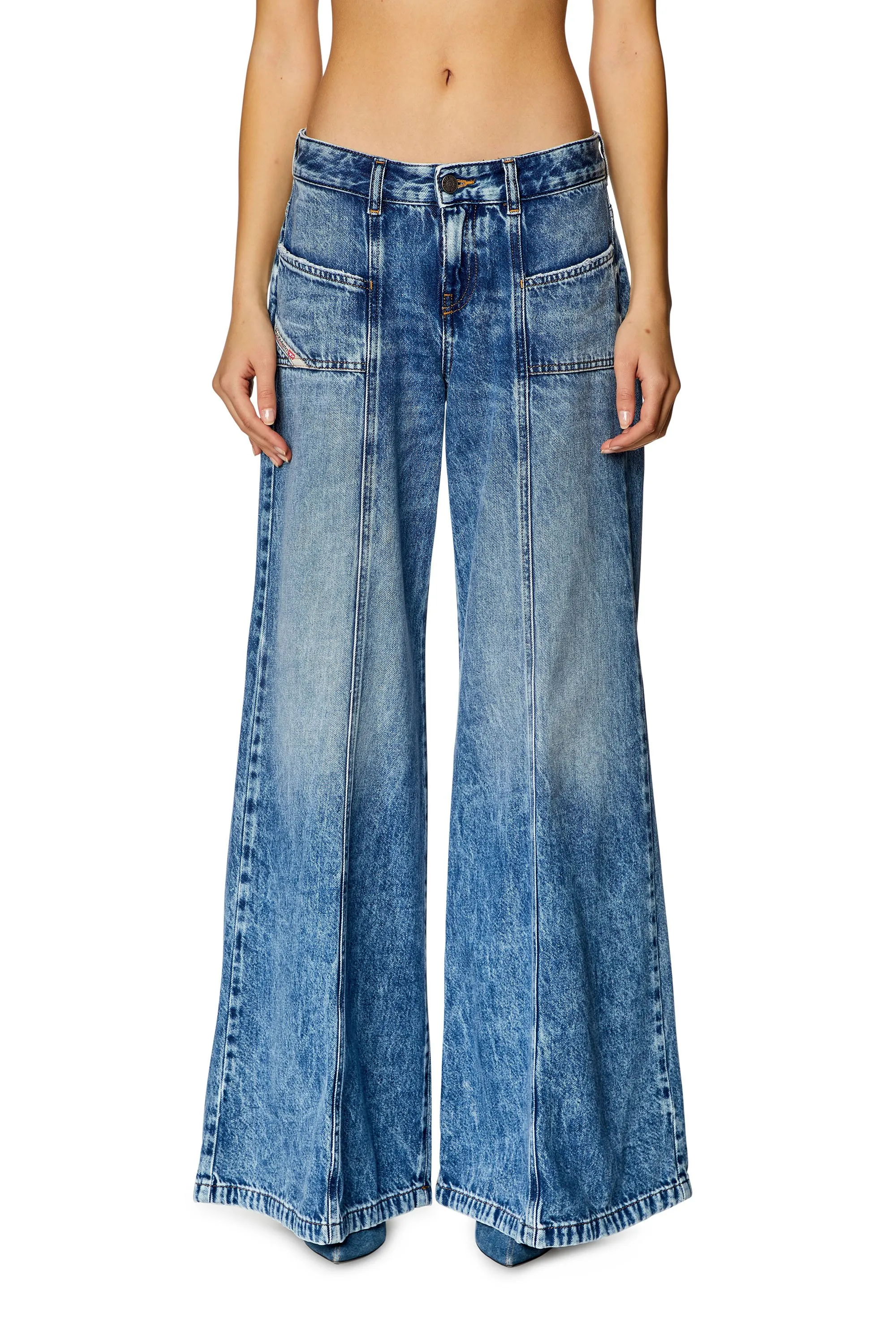 FLARE JEANS DAKII 09H95