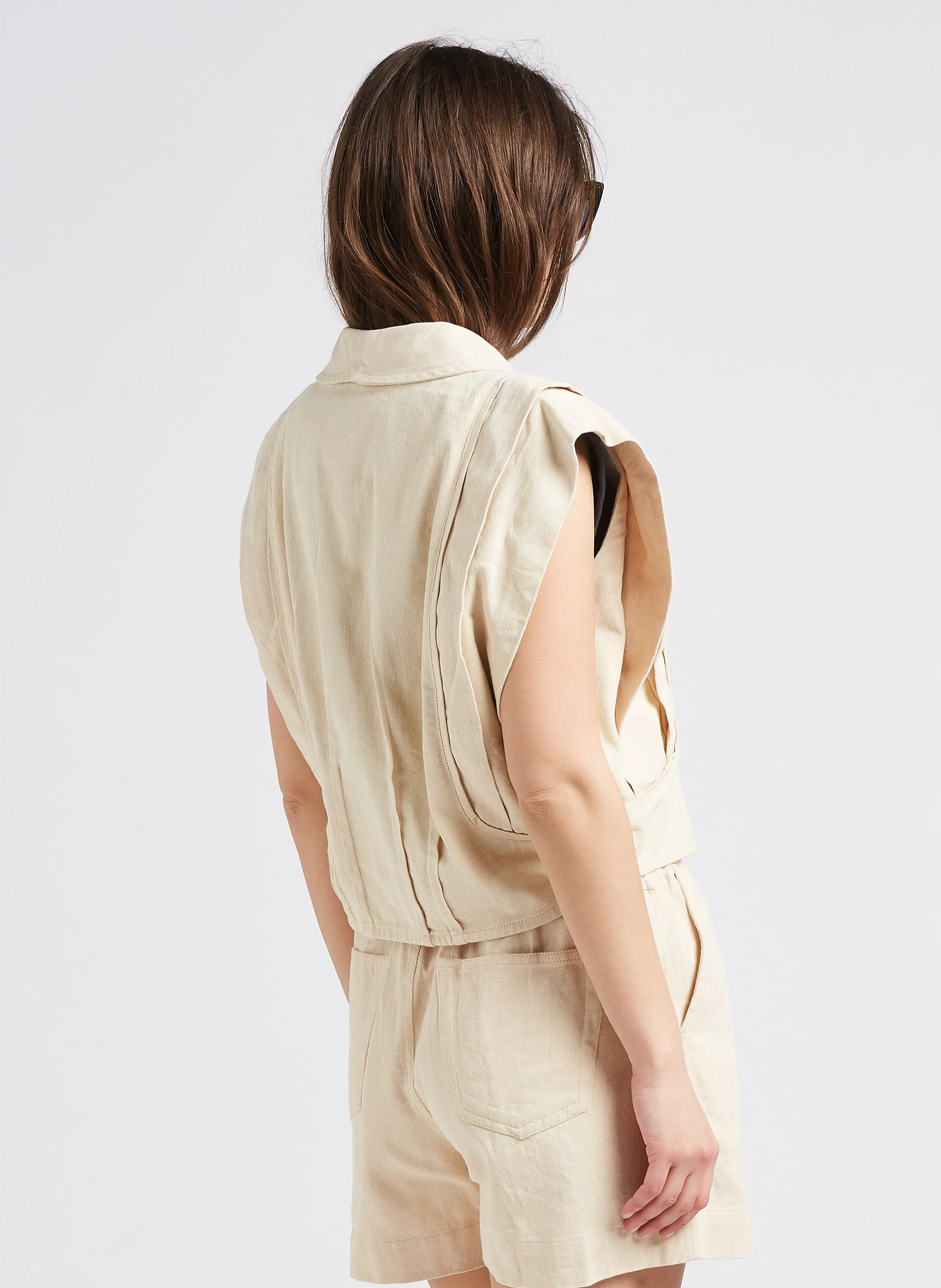 JANE  CHAQUETA DE ALGODóN CON CUELLO DE PICO EN BEIGE