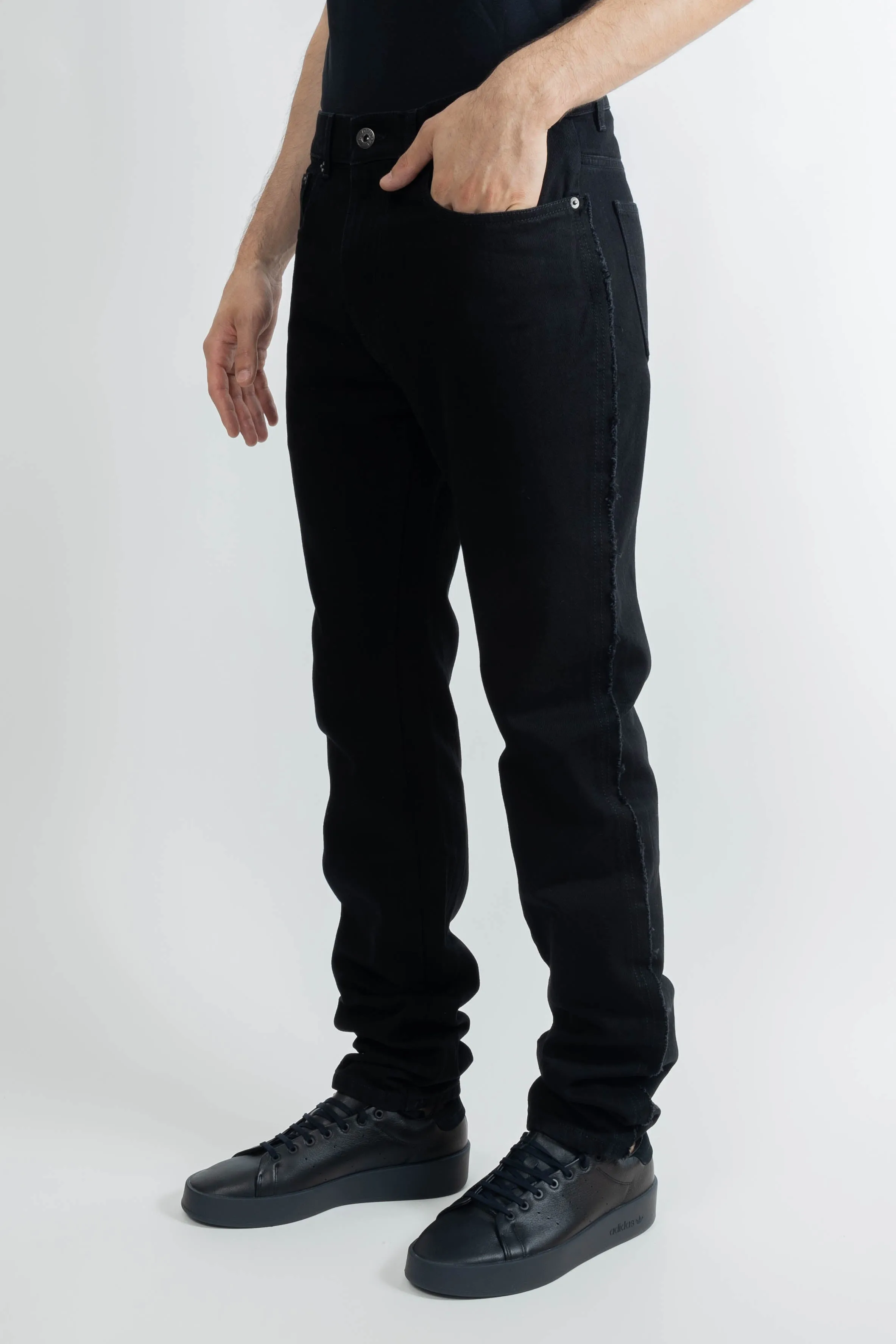 JW Anderson Twisted Slim Fit Jeans In Black