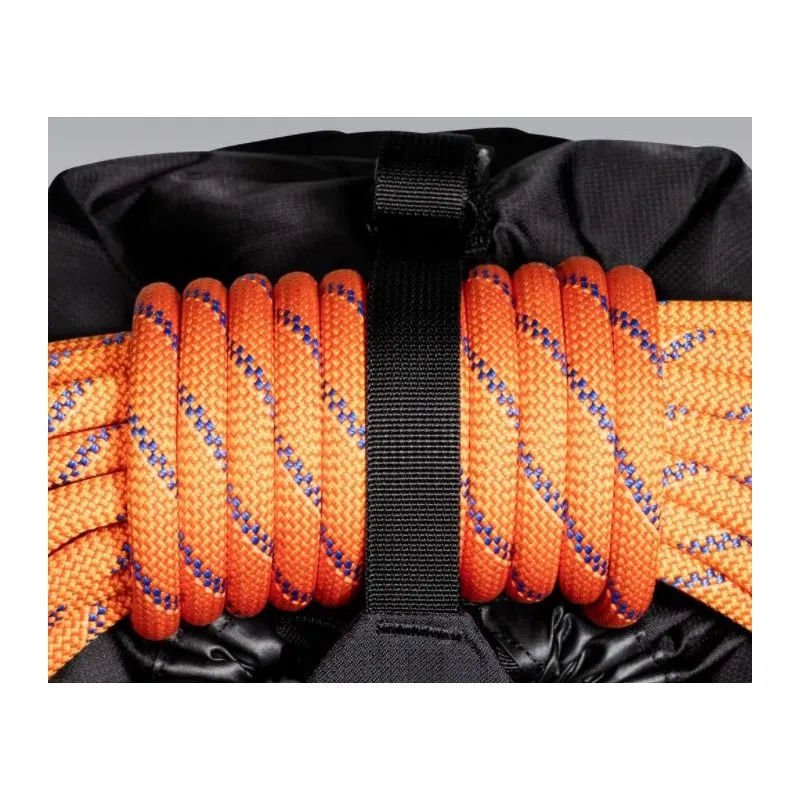 MOCHILA ALPINA MAMMUT TRION 18L (ROJOMARINO CALIENTE)