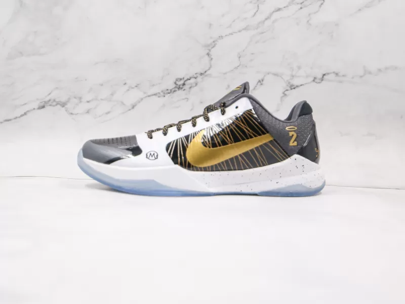 Nike Kobe 11 EM  Modelo 111H