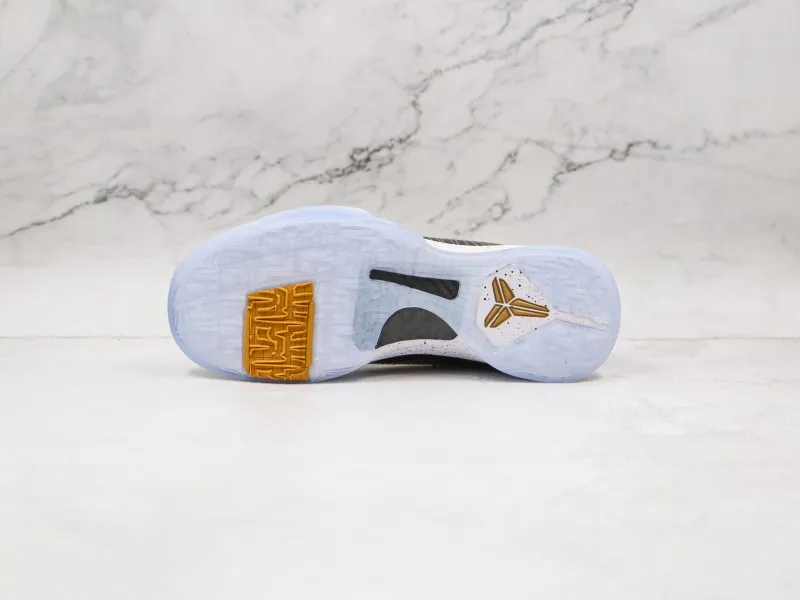 Nike Kobe 11 EM  Modelo 111H