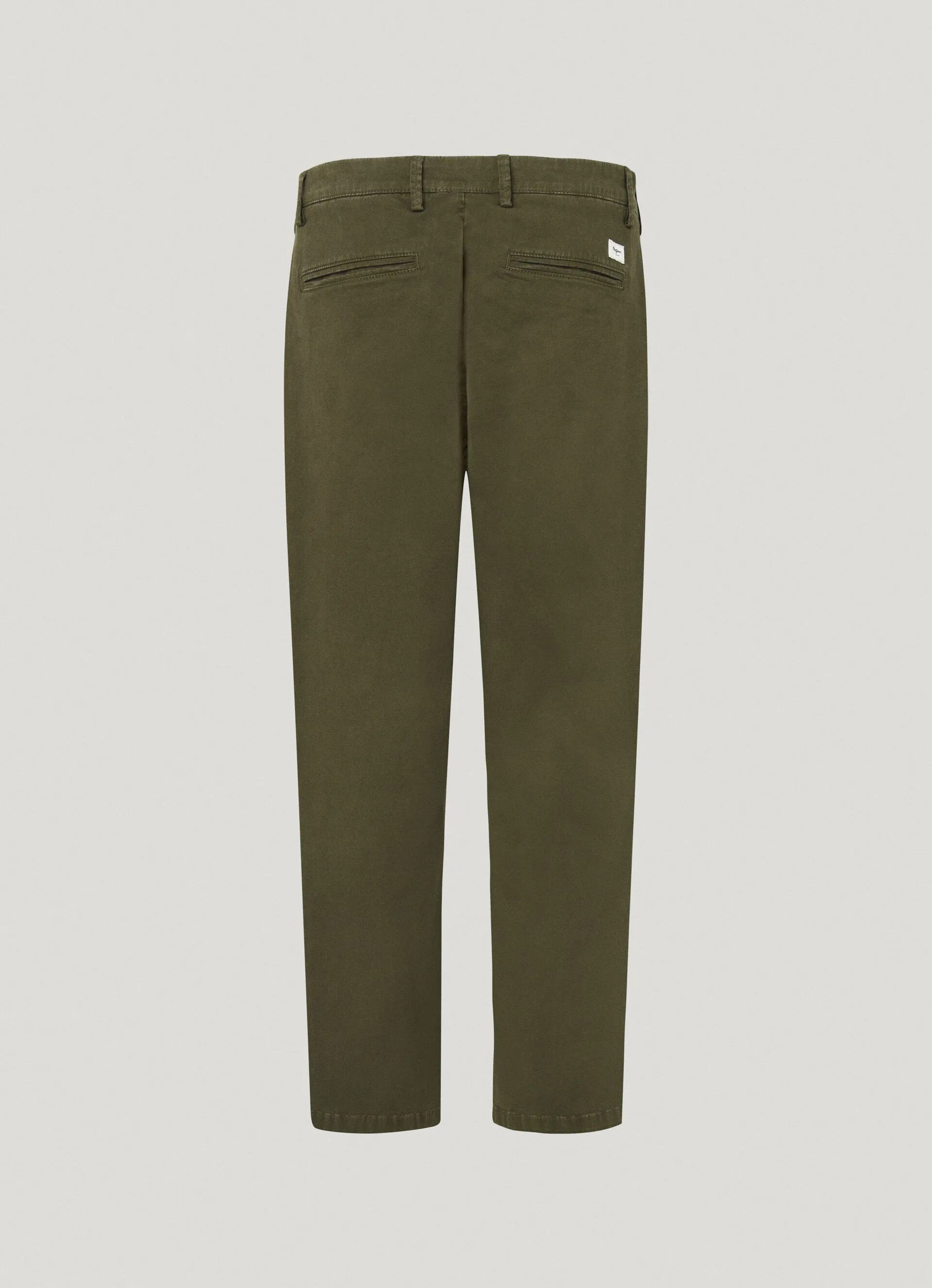 pantalón chino fit relaxed