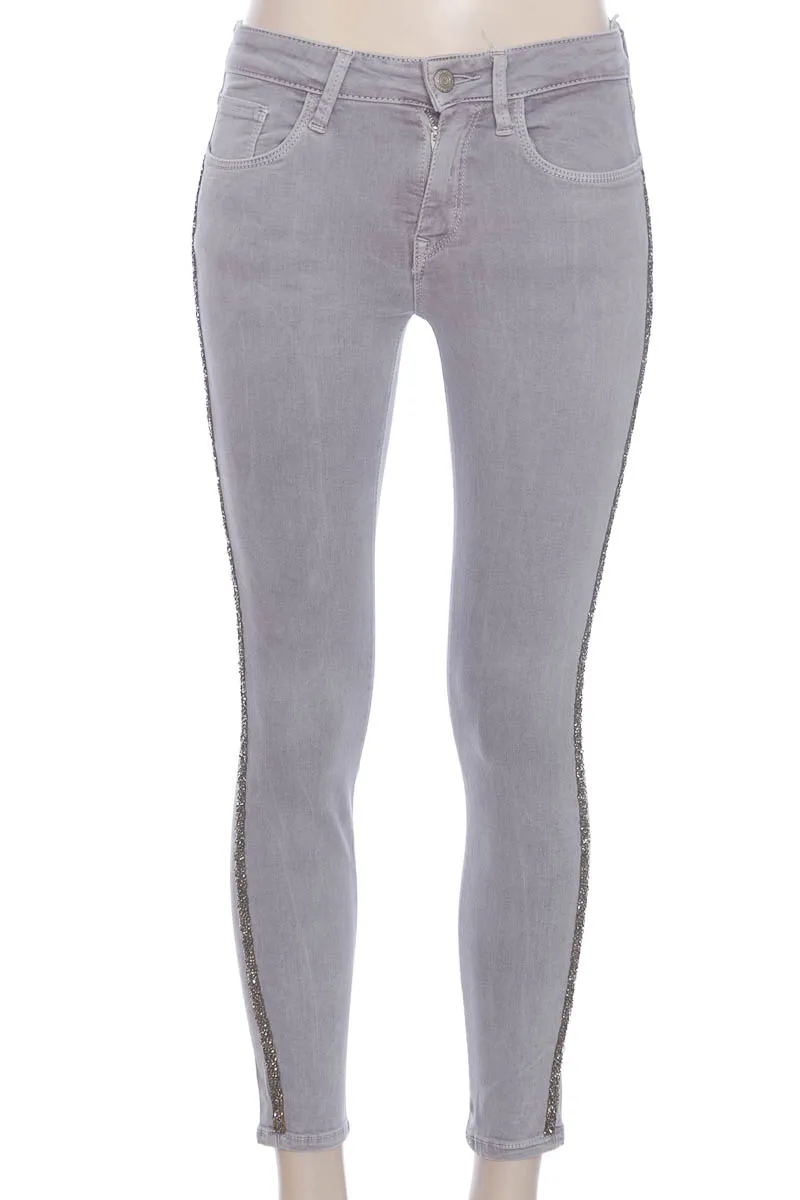 PANTALóN COLOR GRIS  ZARA