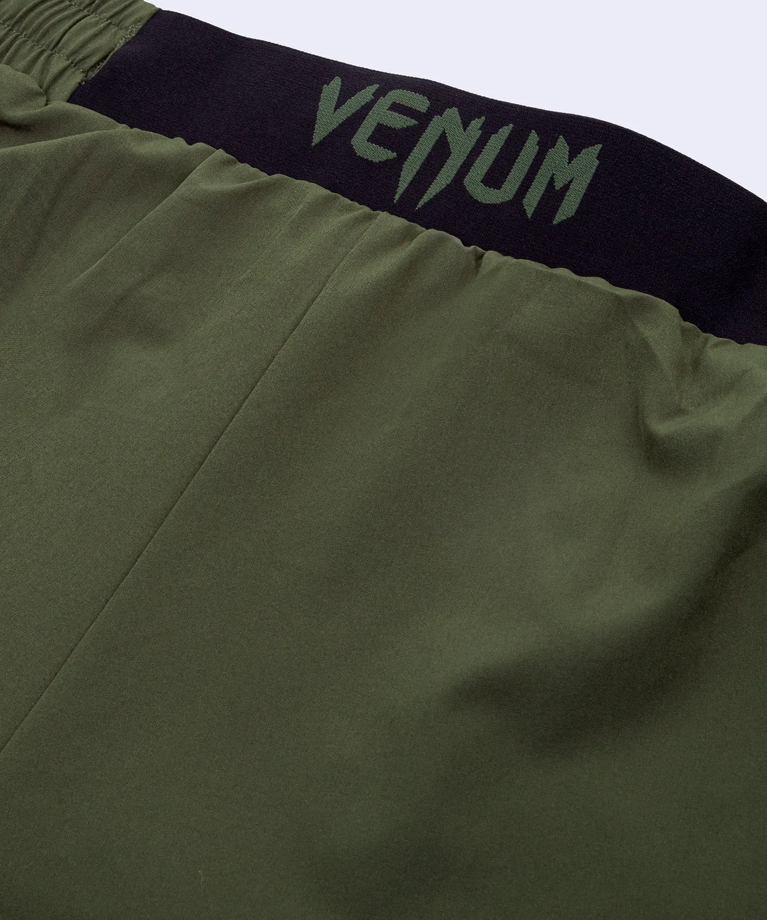 PANTALóN CORTO DE ENTRENAMIENTO VENUM CLASSIC  KAKI