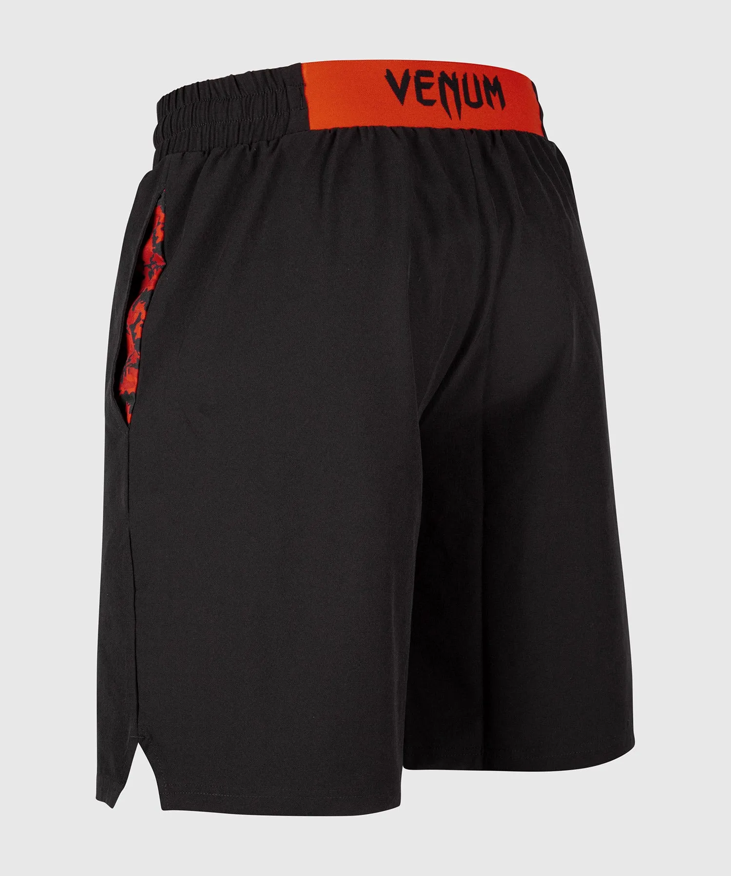 PANTALóN CORTO DE ENTRENAMIENTO VENUM CLASSIC  NEGRO/ROJO
