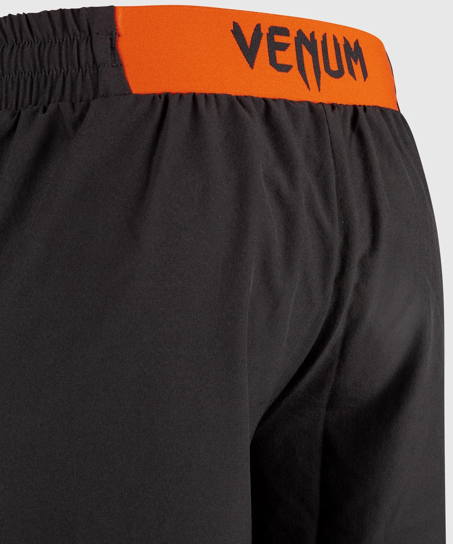 PANTALóN CORTO DE ENTRENAMIENTO VENUM CLASSIC  NEGRO/ROJO