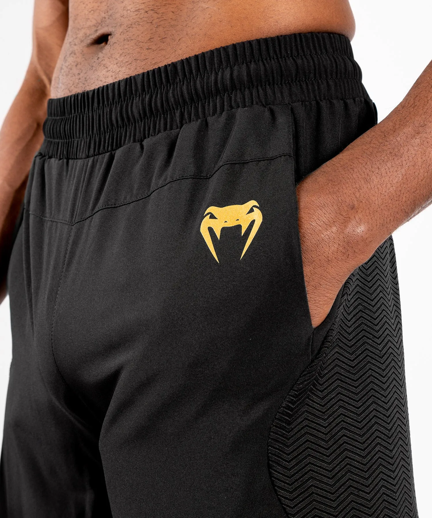 PANTALóN CORTO DE ENTRENAMIENTO VENUM GFIT