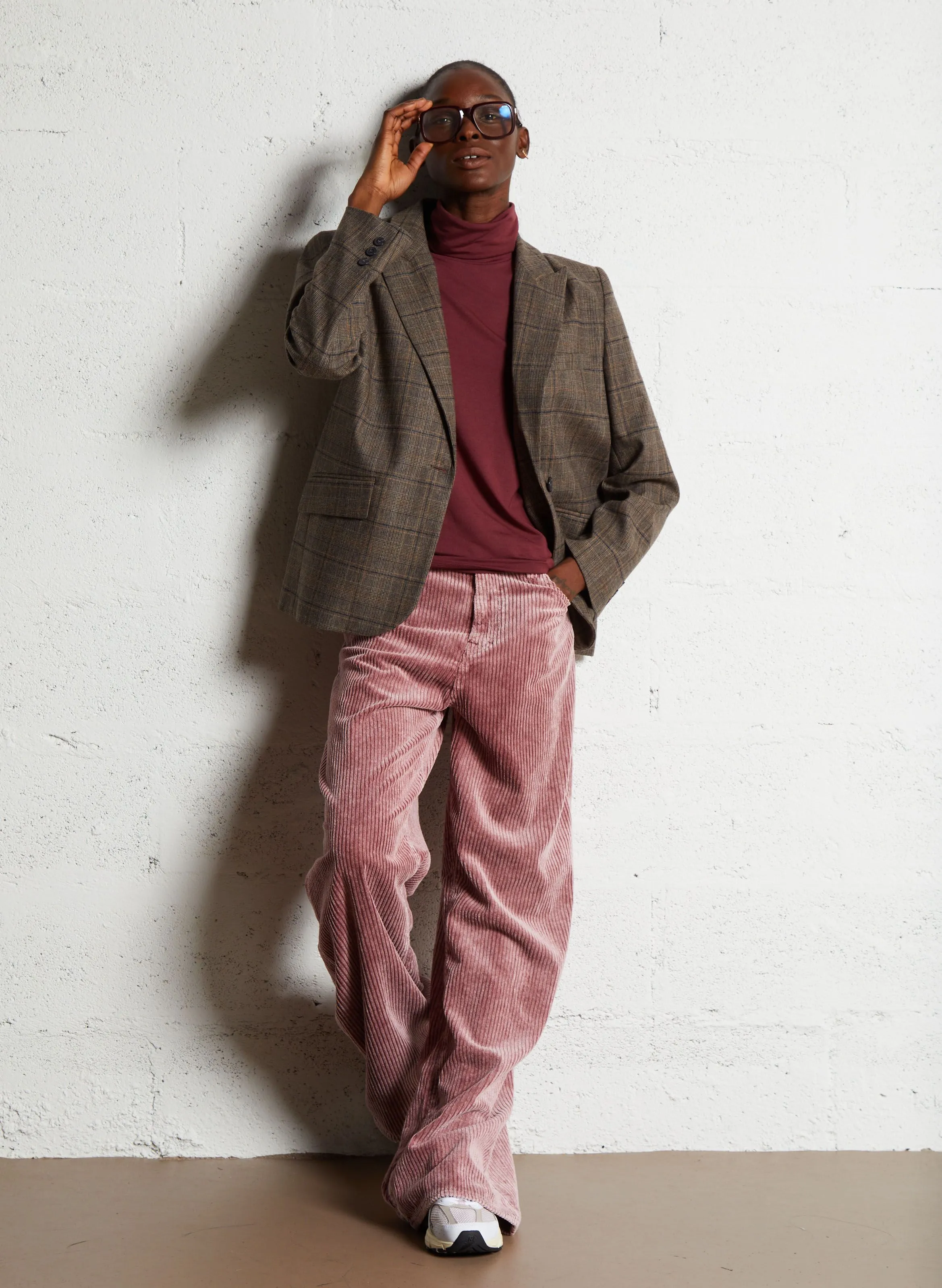 PARTHE  PANTALóN CHINO RECTO DE PANA EN ROSA