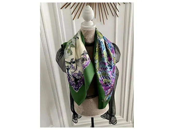 Plaza sublime Hermès "Sichuan" Verde Púrpura 