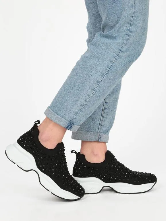Queen Helena Zapatillas sin cordones con tachuelas