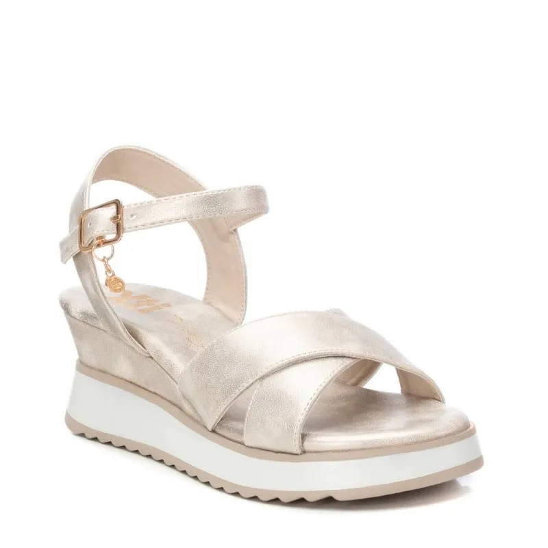 Sandalia de mujer XTI 142868 Oro