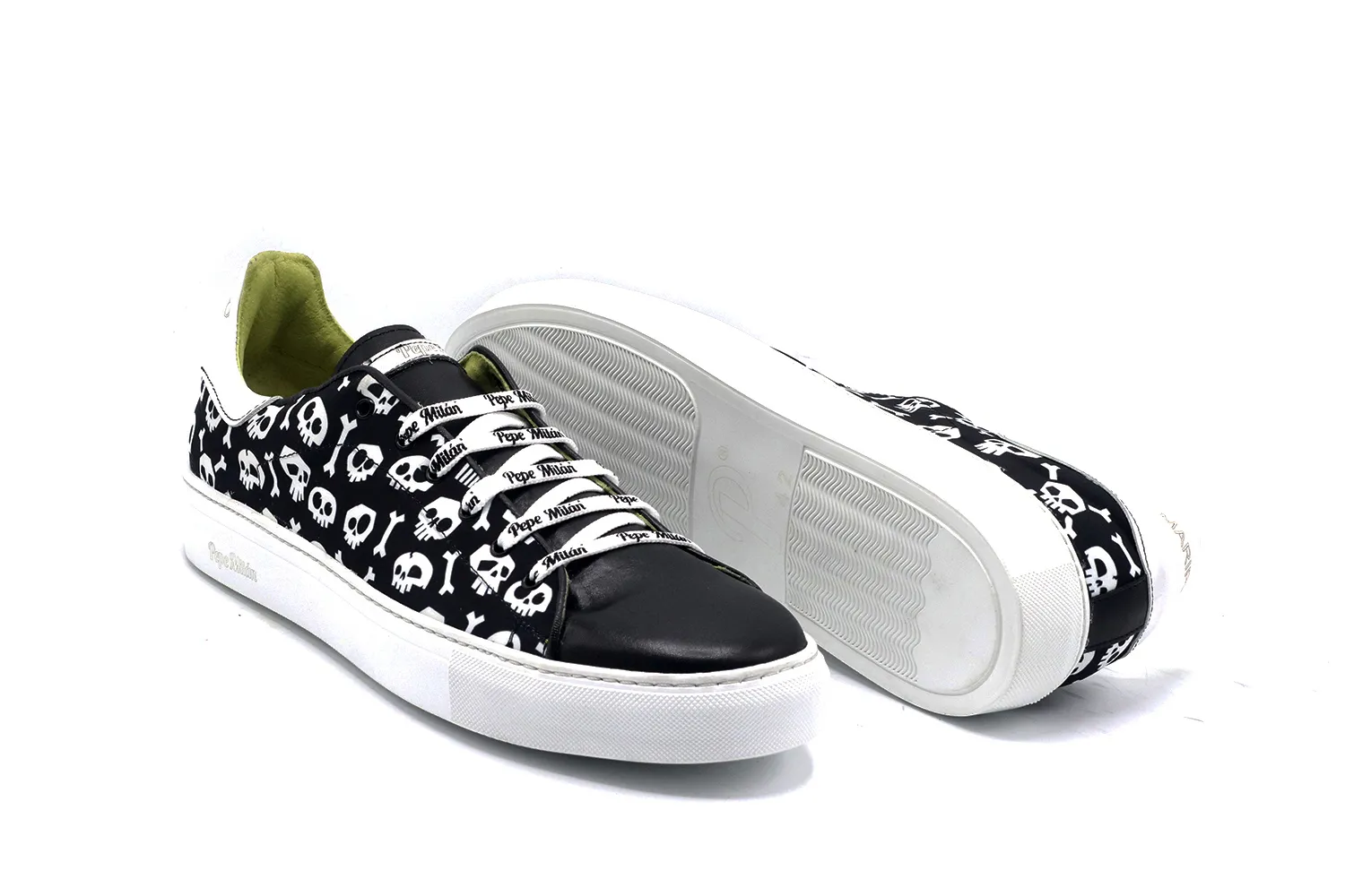 Sneaker modelo Omar Sra, fabricado en 109 Calaveras 19