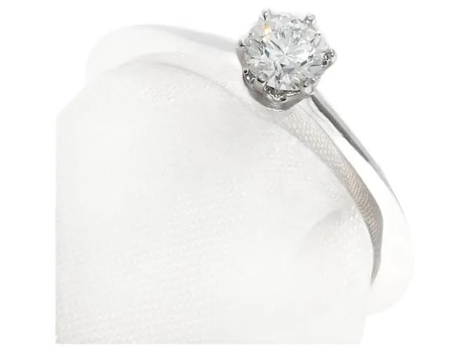 Tiffany & Co Anillo de diamante Tiffany Solitaire con borde afilado 