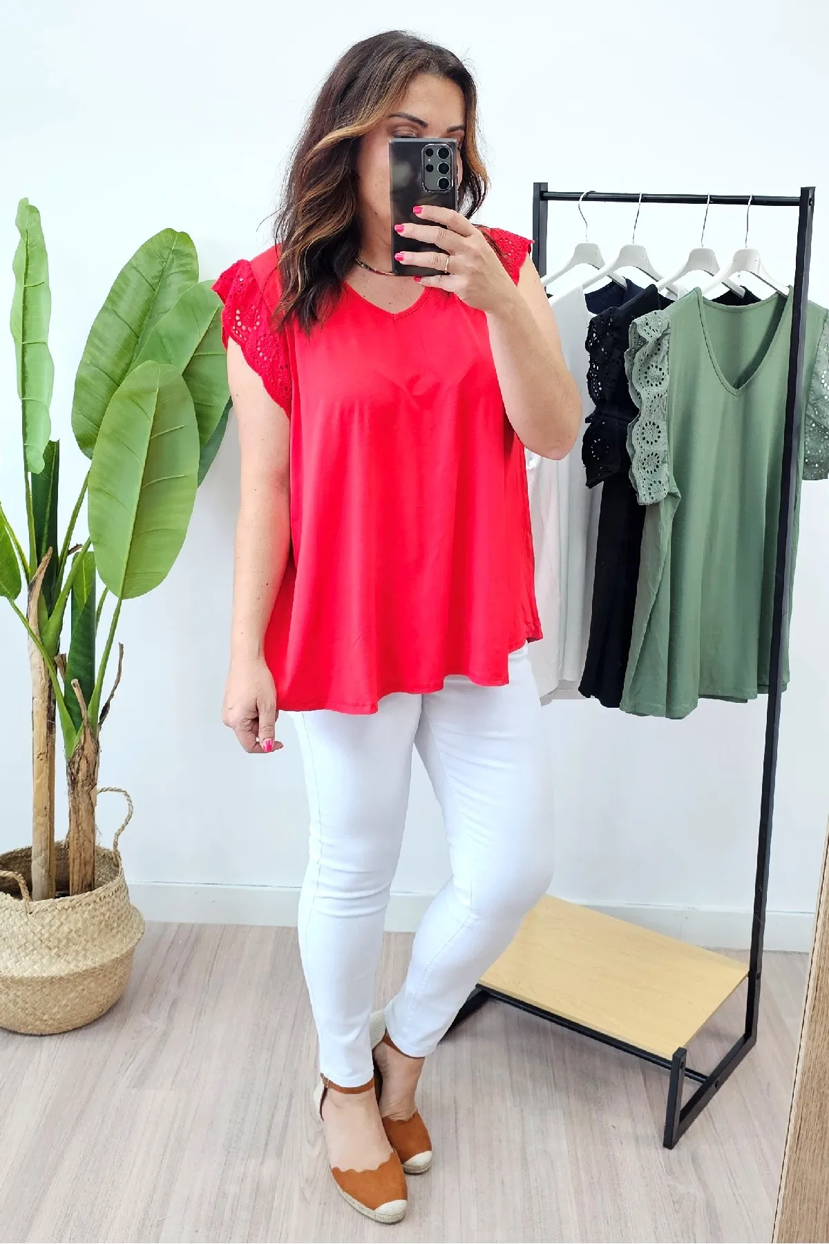 Top Mandy Rojo
