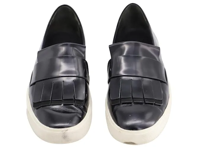 VINCE CONVENTRY ZAPATILLAS SLIPON KILTIE CON FLECOS EN CUERO NEGRO 