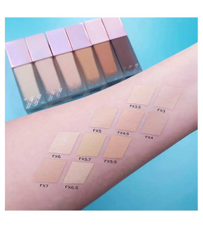 XX REVOLUTION  BASE DE MAQUILLAJE GLOW SKIN FAUXXDATION  FX13.5