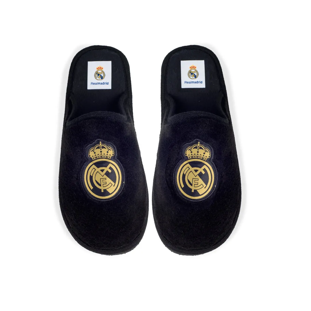 ZAPATILLAS DE CASA REAL MADRID OFICIALES TEMPORADA 2425 (LIGERAS) EN SUATEX NEGRAS