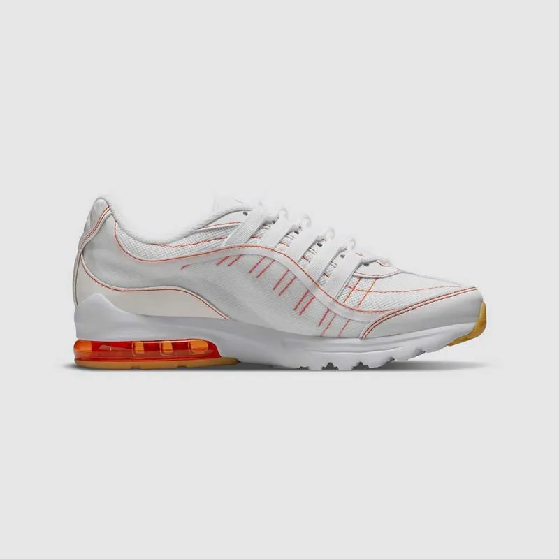 ZAPATILLAS URBANAS MUJER AIR MAX VGR S50
